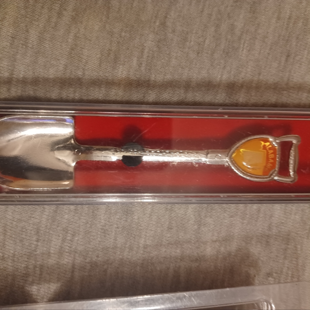 Spoon Collection - Picture 4 of 6